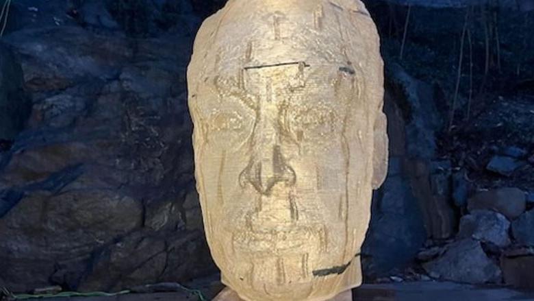 Sculpture of a man's head Abu by Miguel Horn